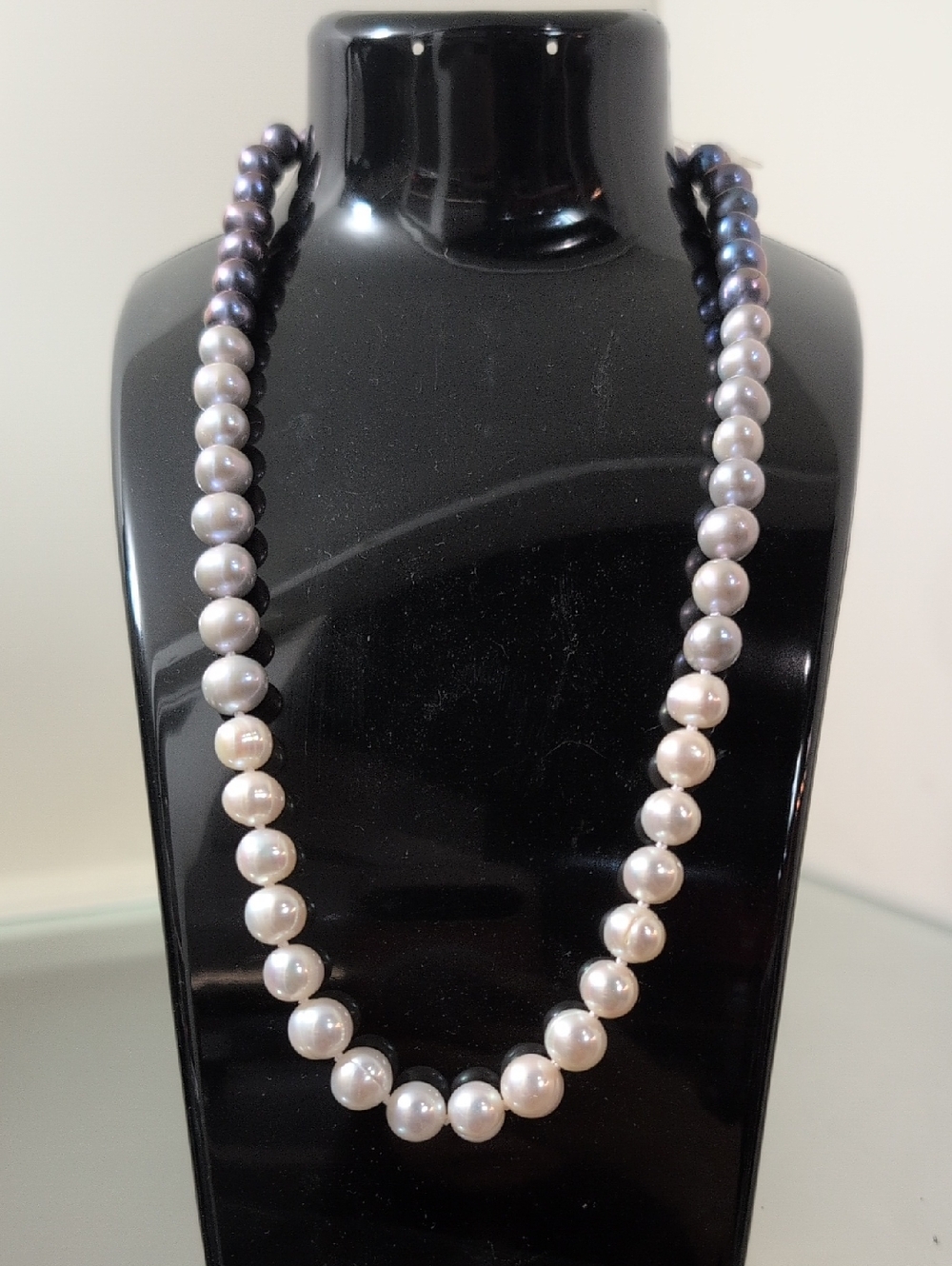 Pearl Strand Necklace - Gray/White Pearls